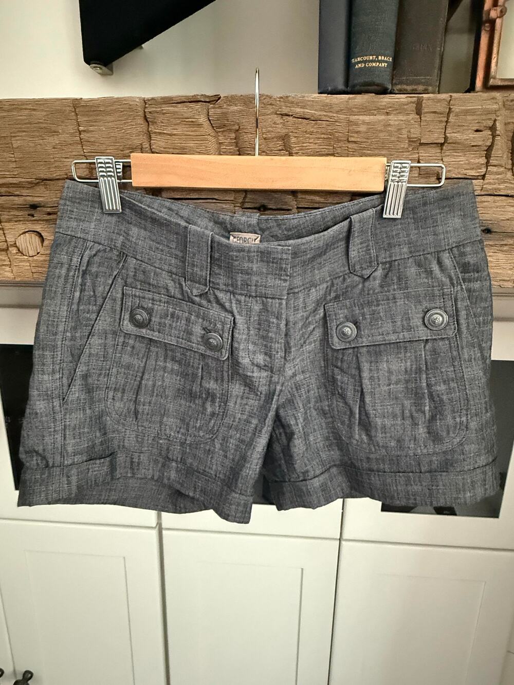 Georgie Grey Chambray Cargo Shorts Cuffed Size 2 (Fits Larger)